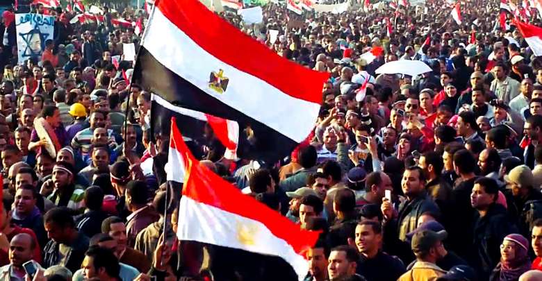 مراجعات الثورة: رؤية الإخوان ومذابح الجيش