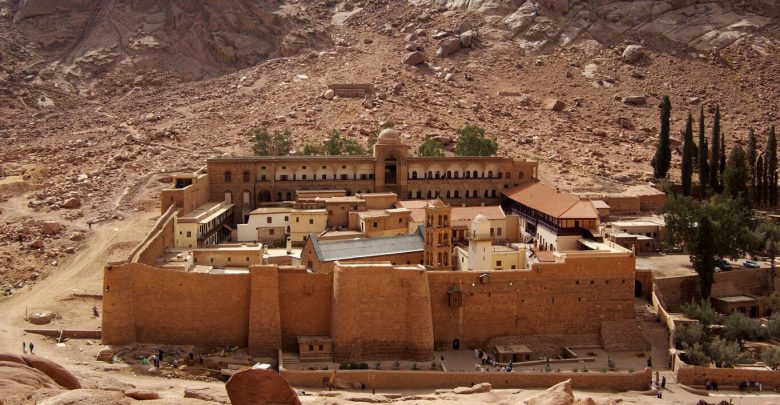 آثار سيناء ـ عراقة التاريخ وآفاق الاستثمار