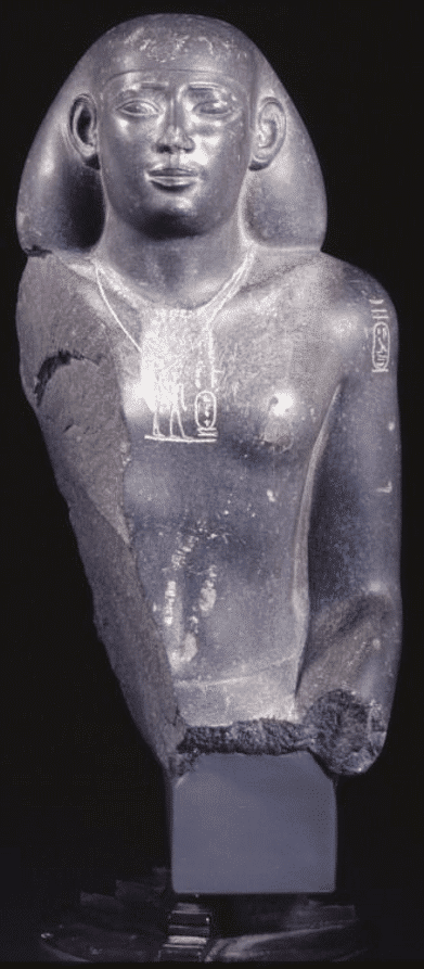 الأسرار-الخفية-وراء-كسر-أنوف-التماثيل-المصرية-5