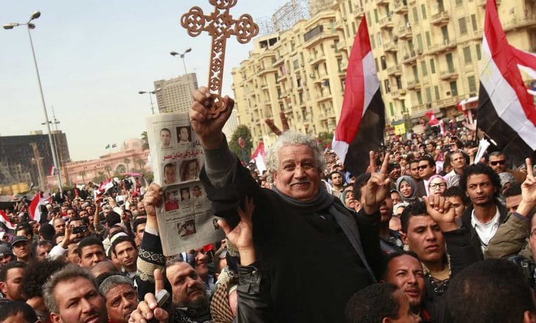 الكنيسة المصرية وثورة يناير المواقف والتحولات