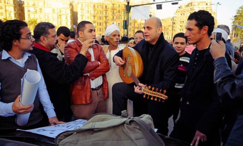 ميدان التحرير .. حالة استدعاء الأغنية الوطنية