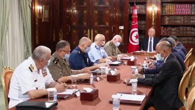 Photo of الانقلاب الرئاسي على الديمقراطية في تونس: الخلفيات والأسباب